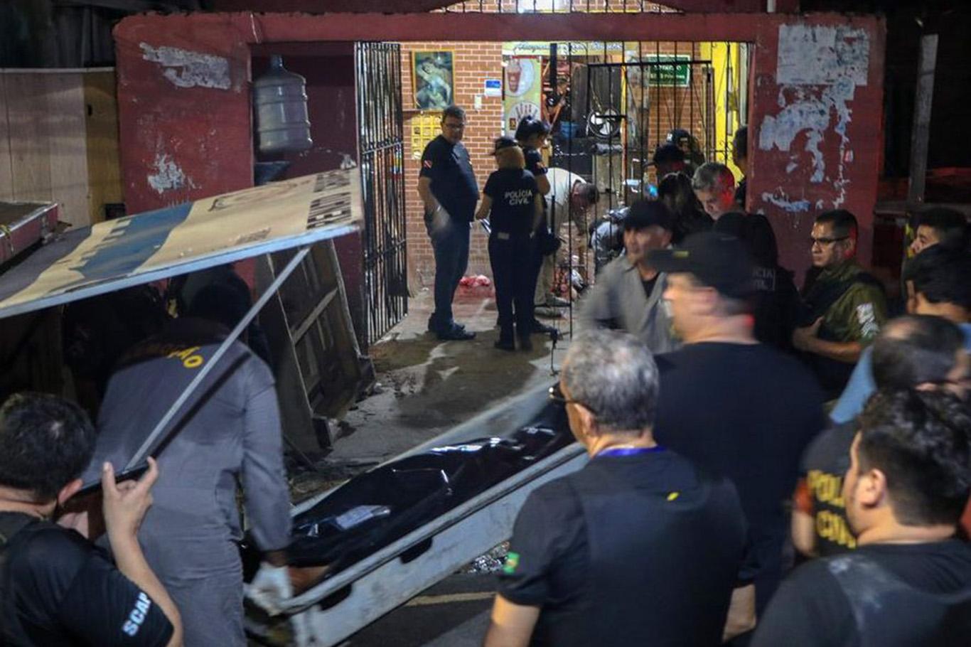 Brezilya'da silahlı saldırı: 11 ölü